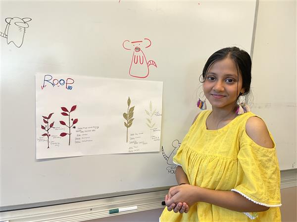 Student shows botany project